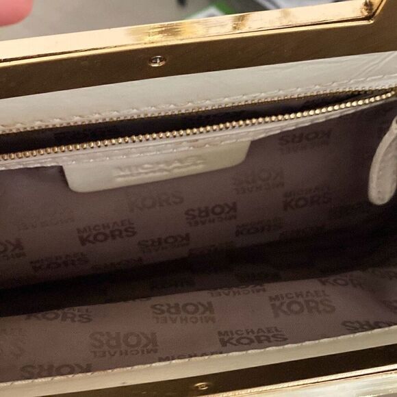 MICHAEL Michael Kors Off-White Patent Leather Top Handle Frame Clutch - Picture 5 of 6